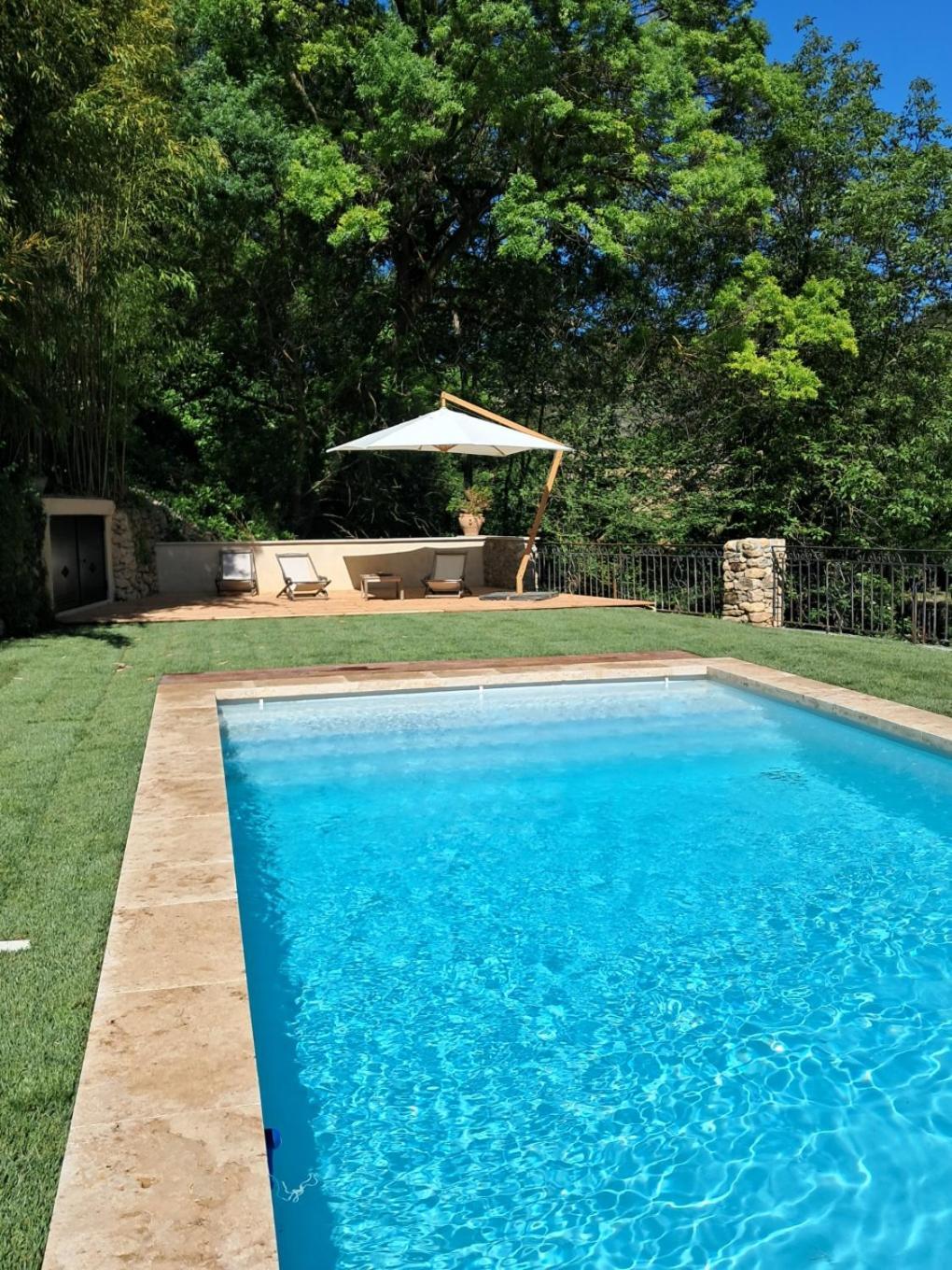 Le Vieux Moulin De Jouques Bed & Breakfast Ngoại thất bức ảnh